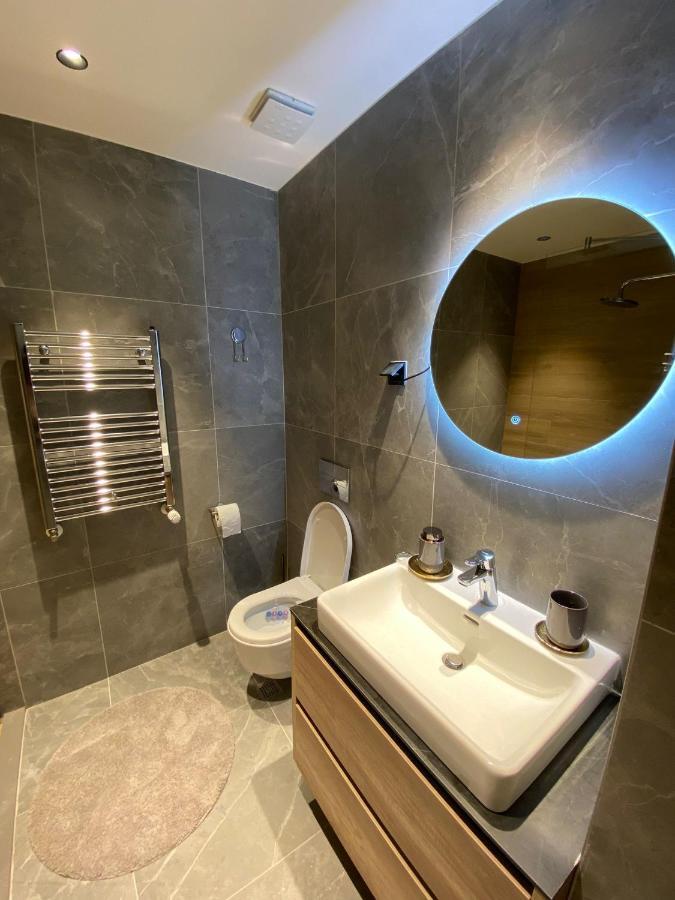 Symphony707 - Belgrade Waterfront Apartman Kültér fotó